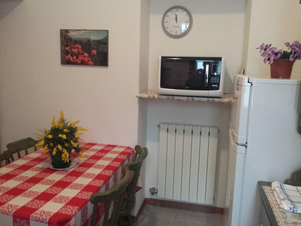 Appartamento Via De Vit Stresa Exterior photo