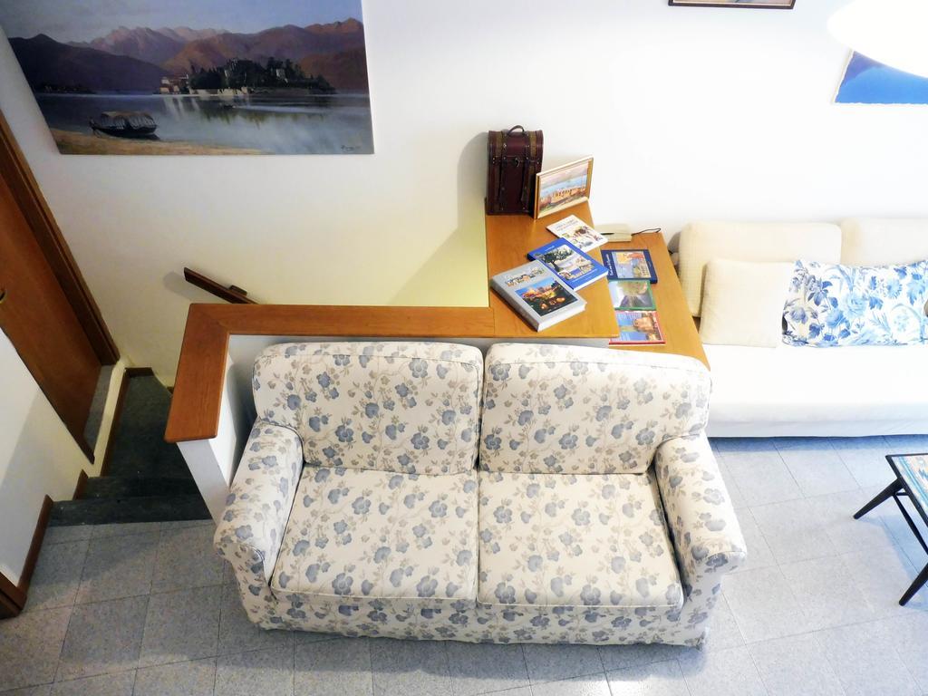 Appartamento Via De Vit Stresa Exterior photo