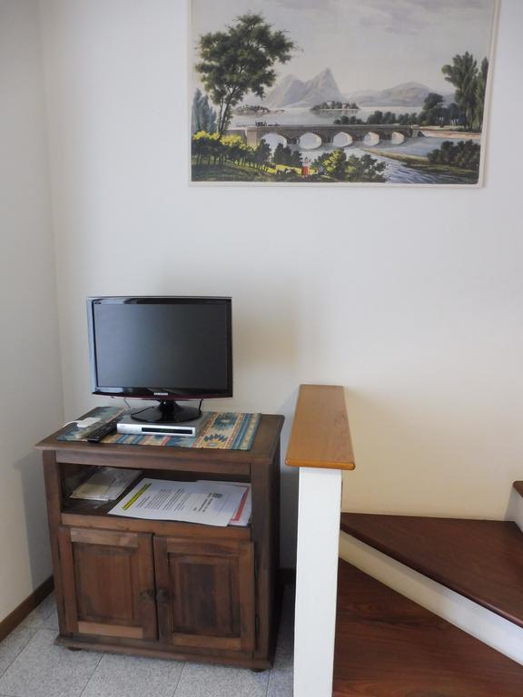 Appartamento Via De Vit Stresa Exterior photo